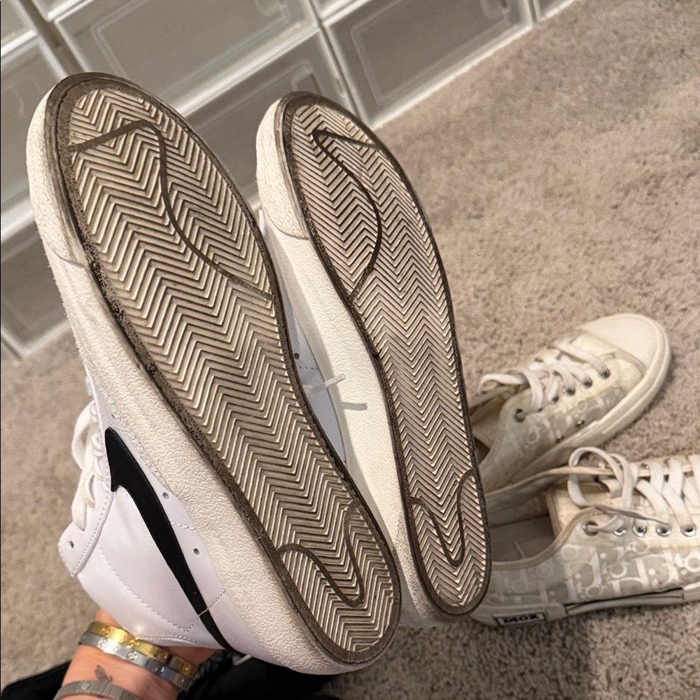 Sneakers bundle - image 5